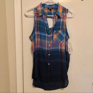 Blue Plaid Collard Sleeveless Top